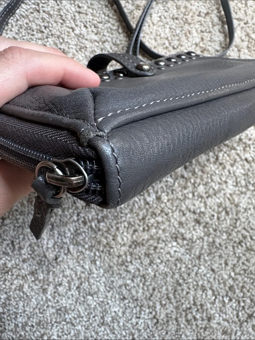 The Sak Iris Smartphone Wallet Crossbody